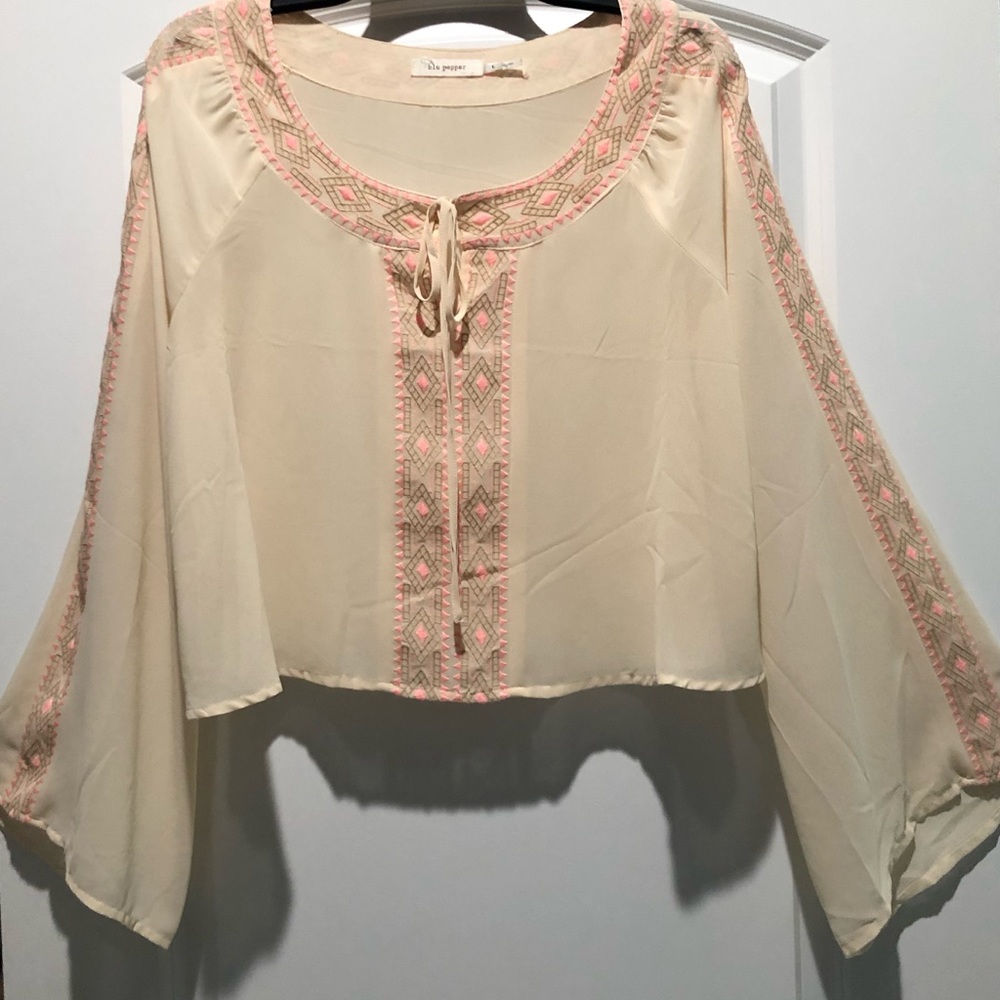 Trendy Sheer Ivory Blu Pepper cropped blouse
